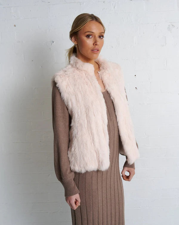 Birds of a Feather - Neeve Vest (Blush)