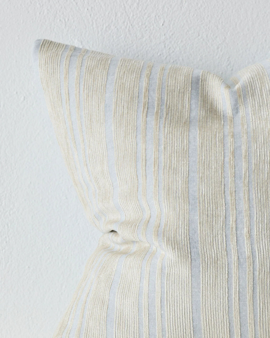 Adriana Cushion (Glacier)