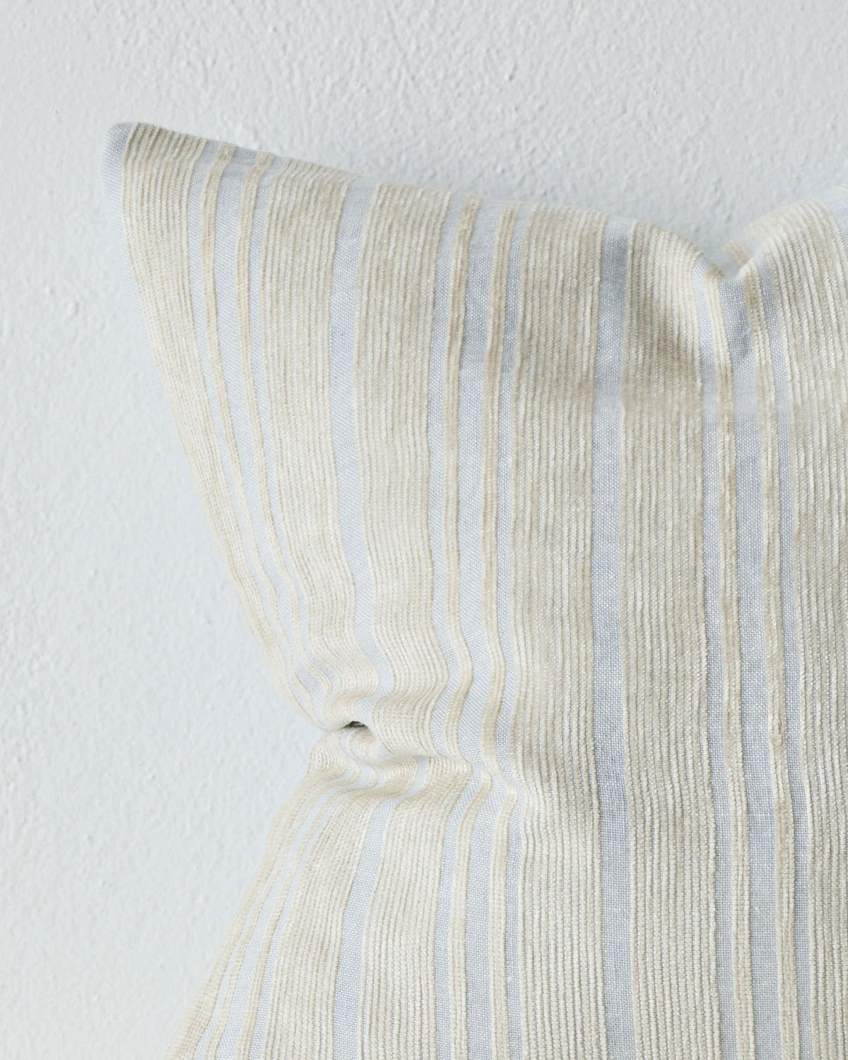 Adriana Cushion (Glacier)