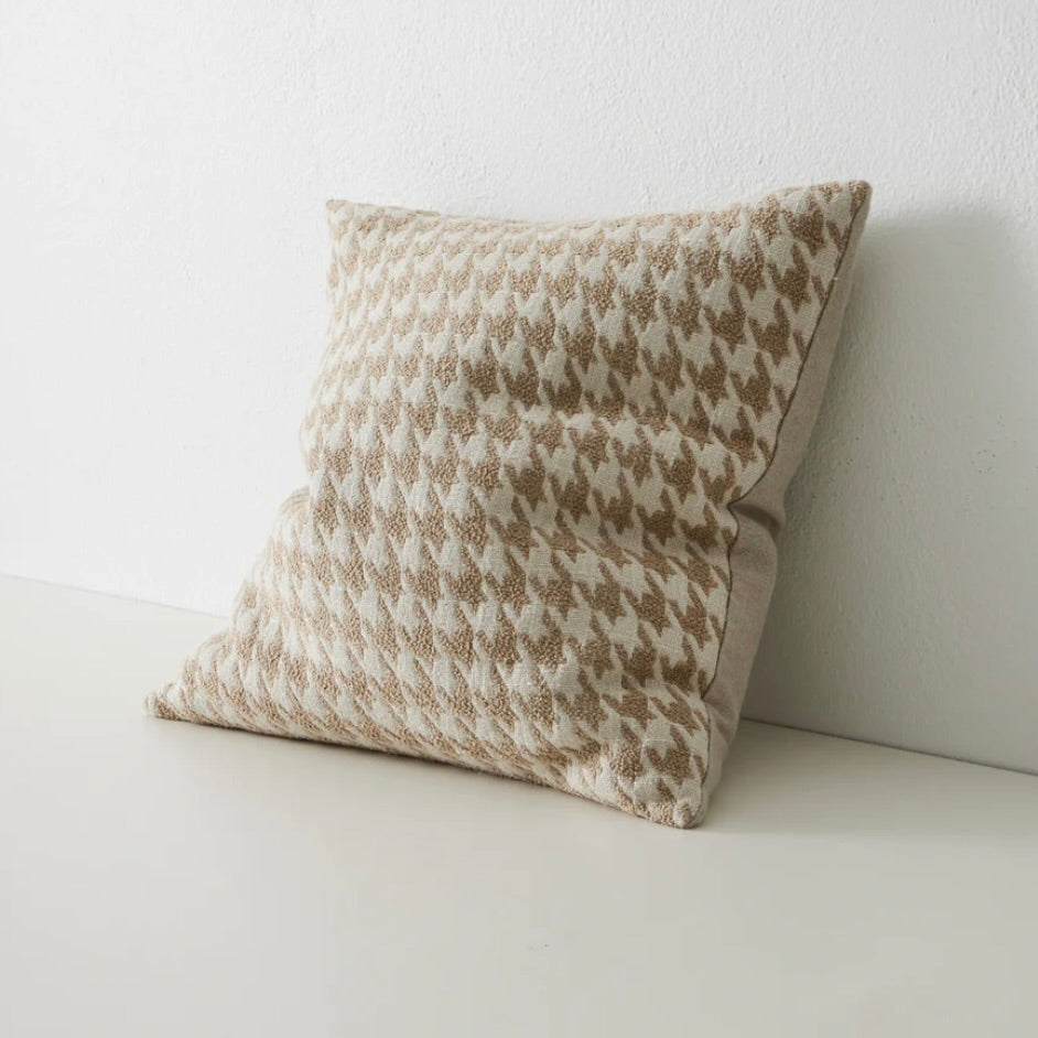 Giovanni Cushion Oatmeal
