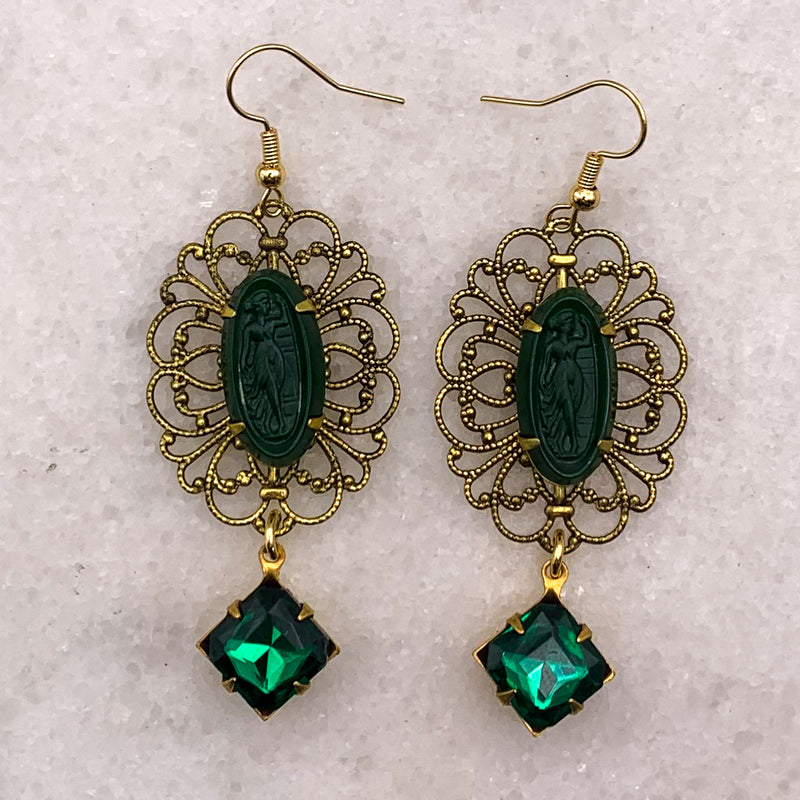 Ghost and Lola - Emerald Princess Earrings