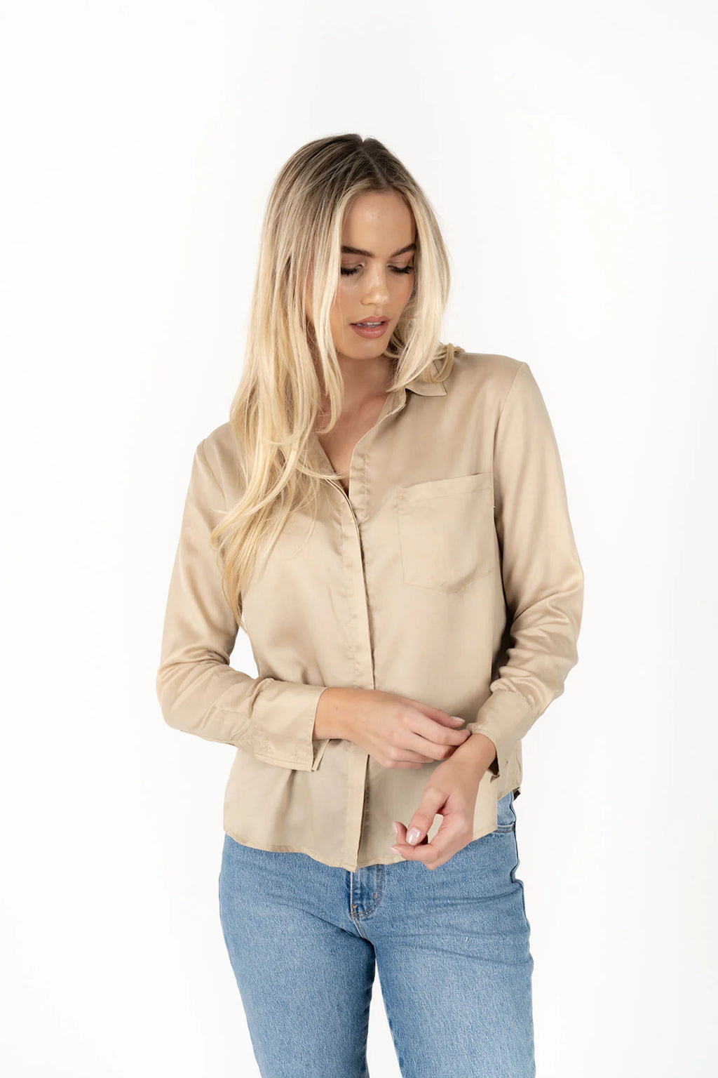 The Classic Shirt (Oyster)