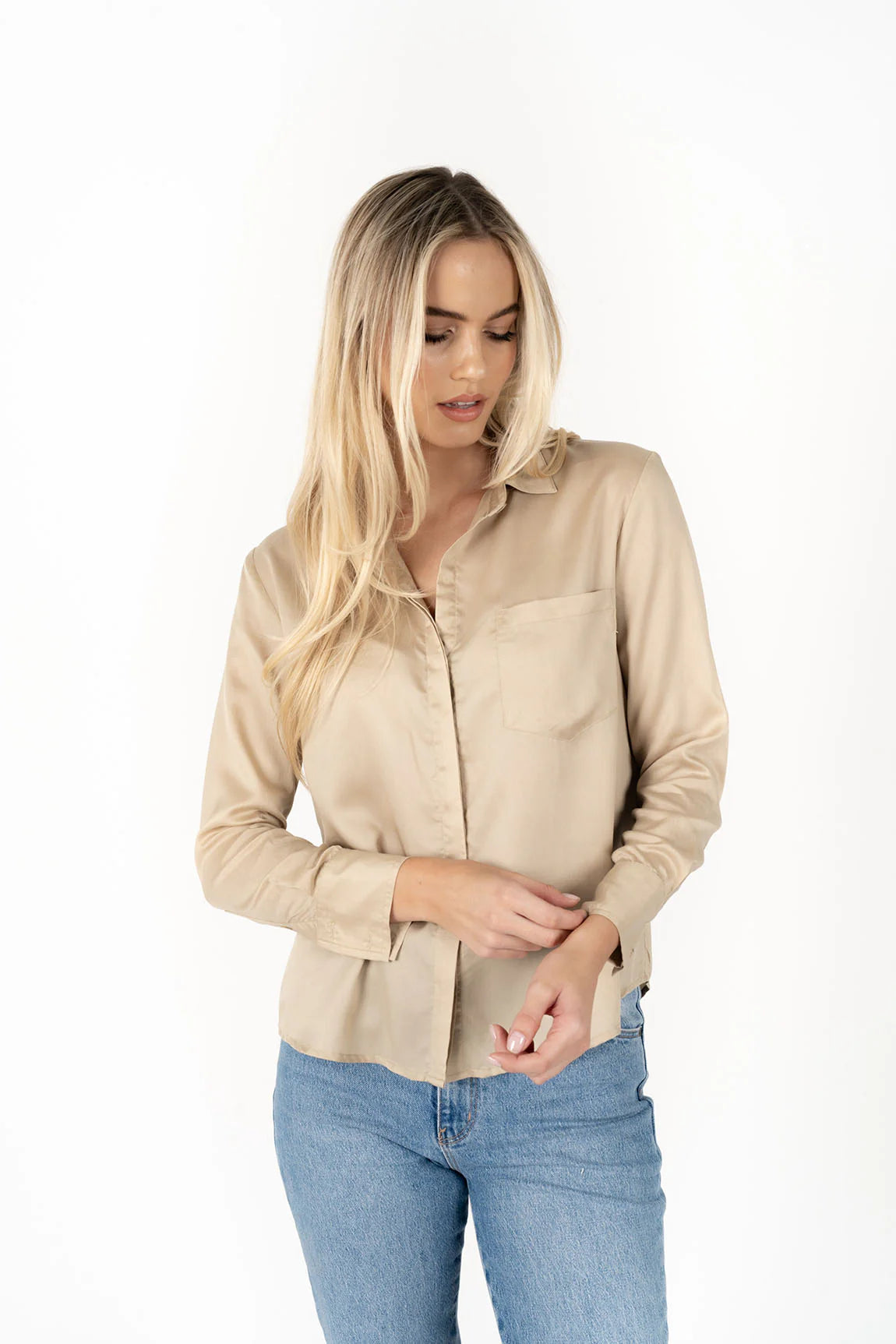 The Classic Shirt (Oyster)