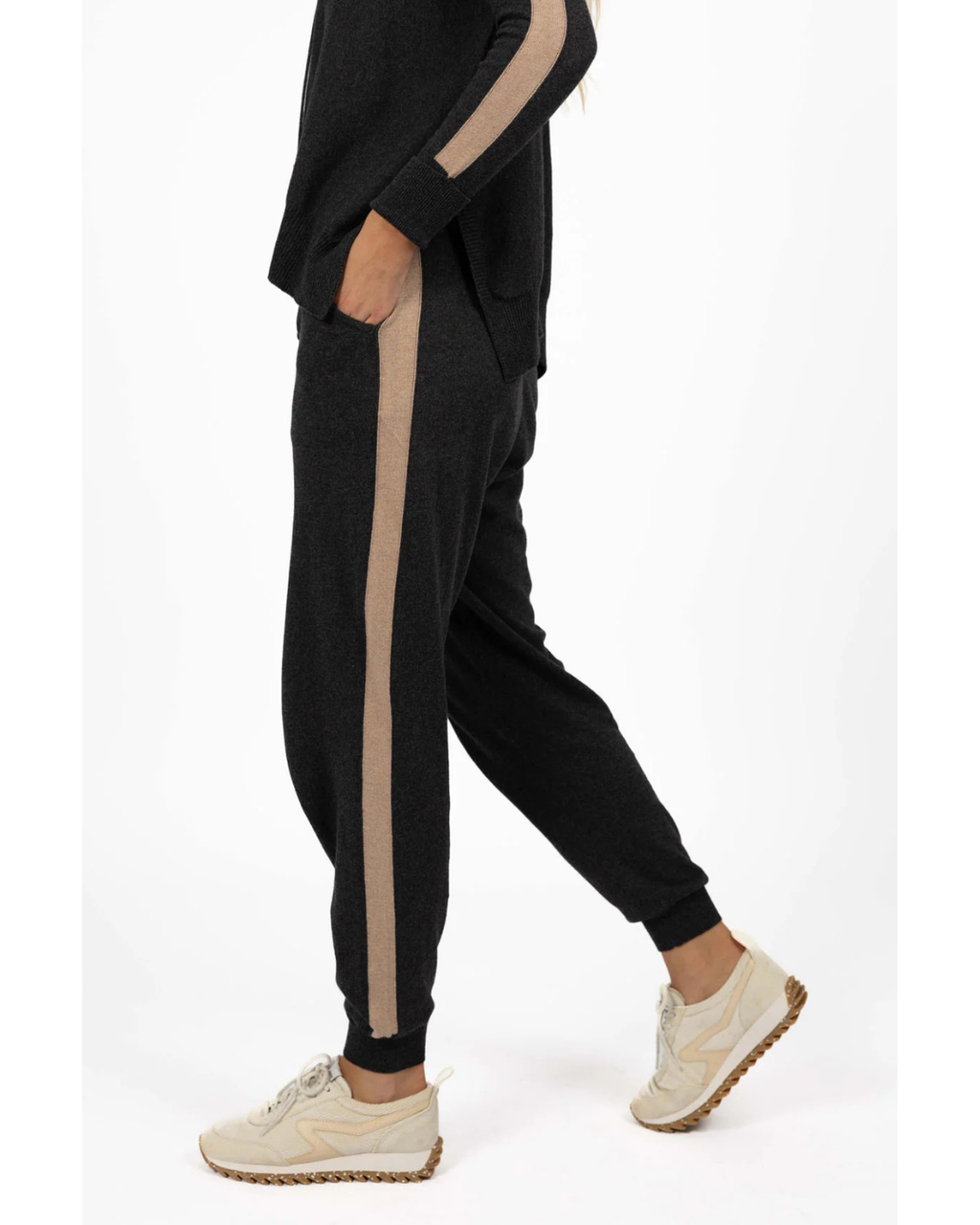 Contrast Merci Pant (Charcoal/Latte)