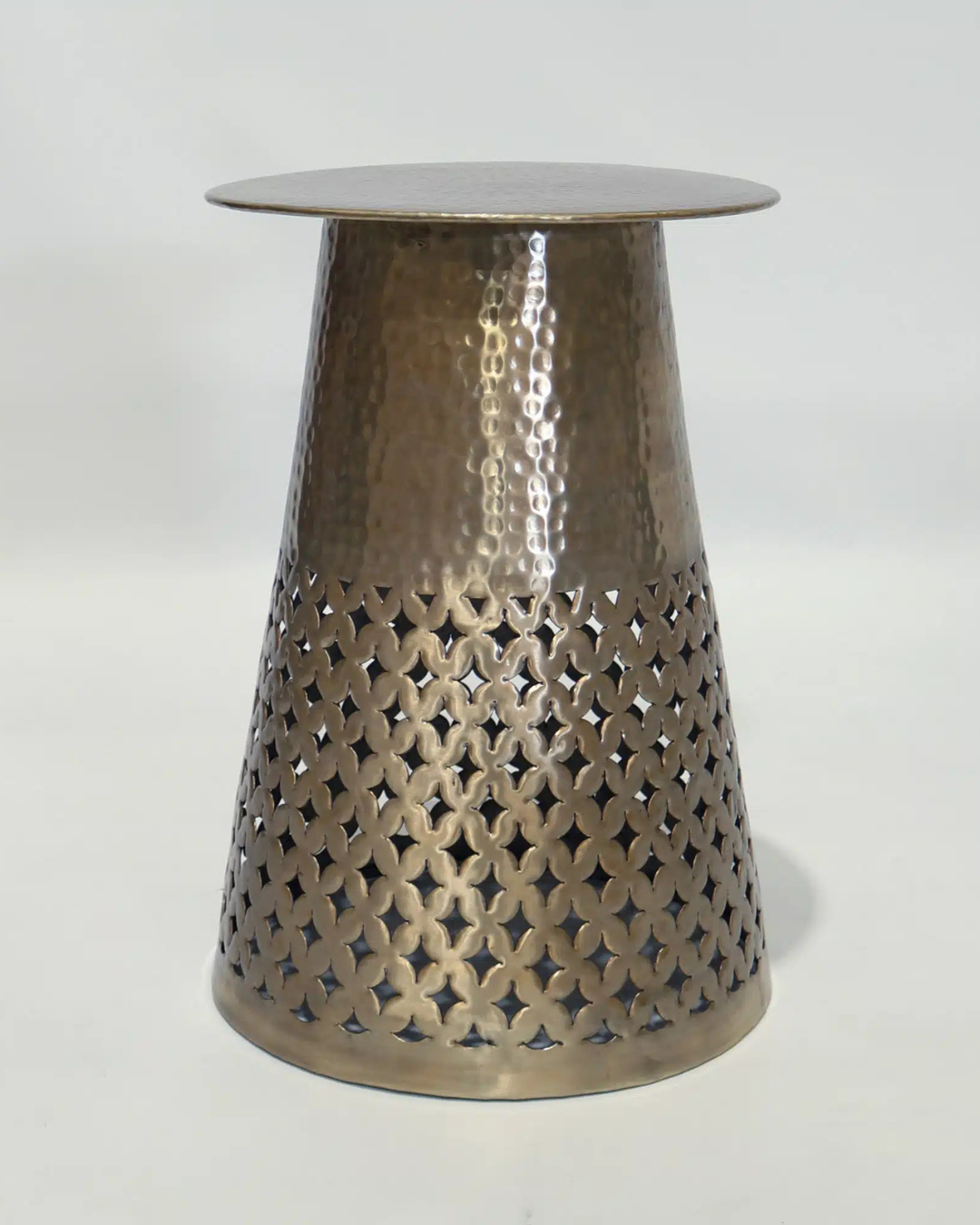 Aluminium Artistic Table 40x40x58cm (Champagne)