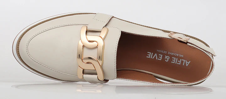 Qualley (cream)