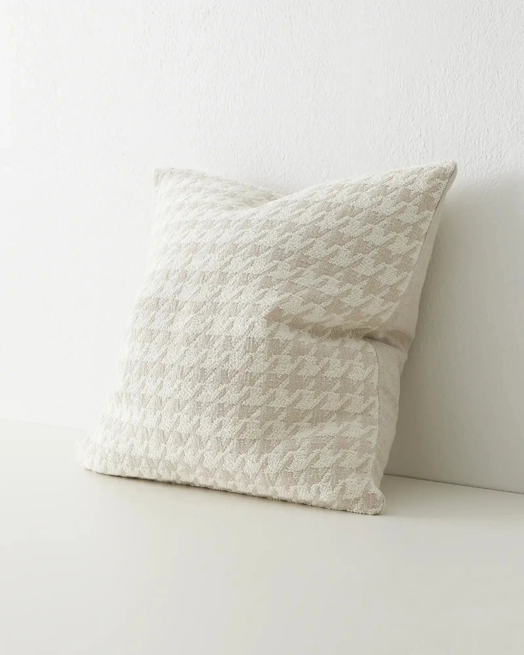 Weave - Giovanni Cushion (Salt)