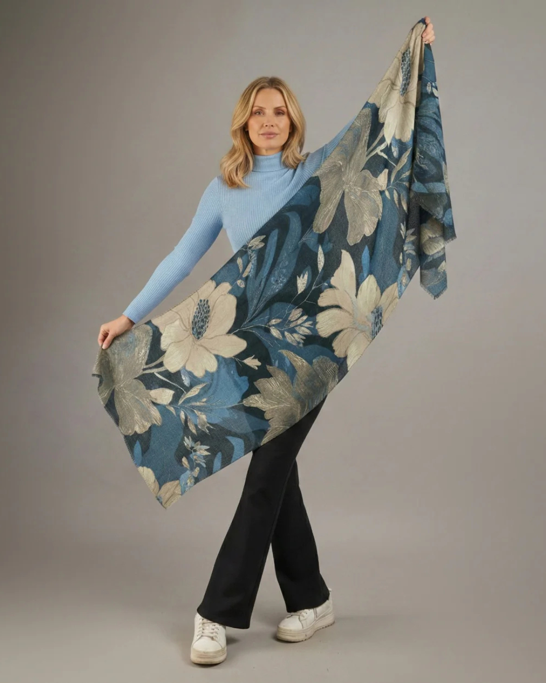 Joanna Wool Scarf