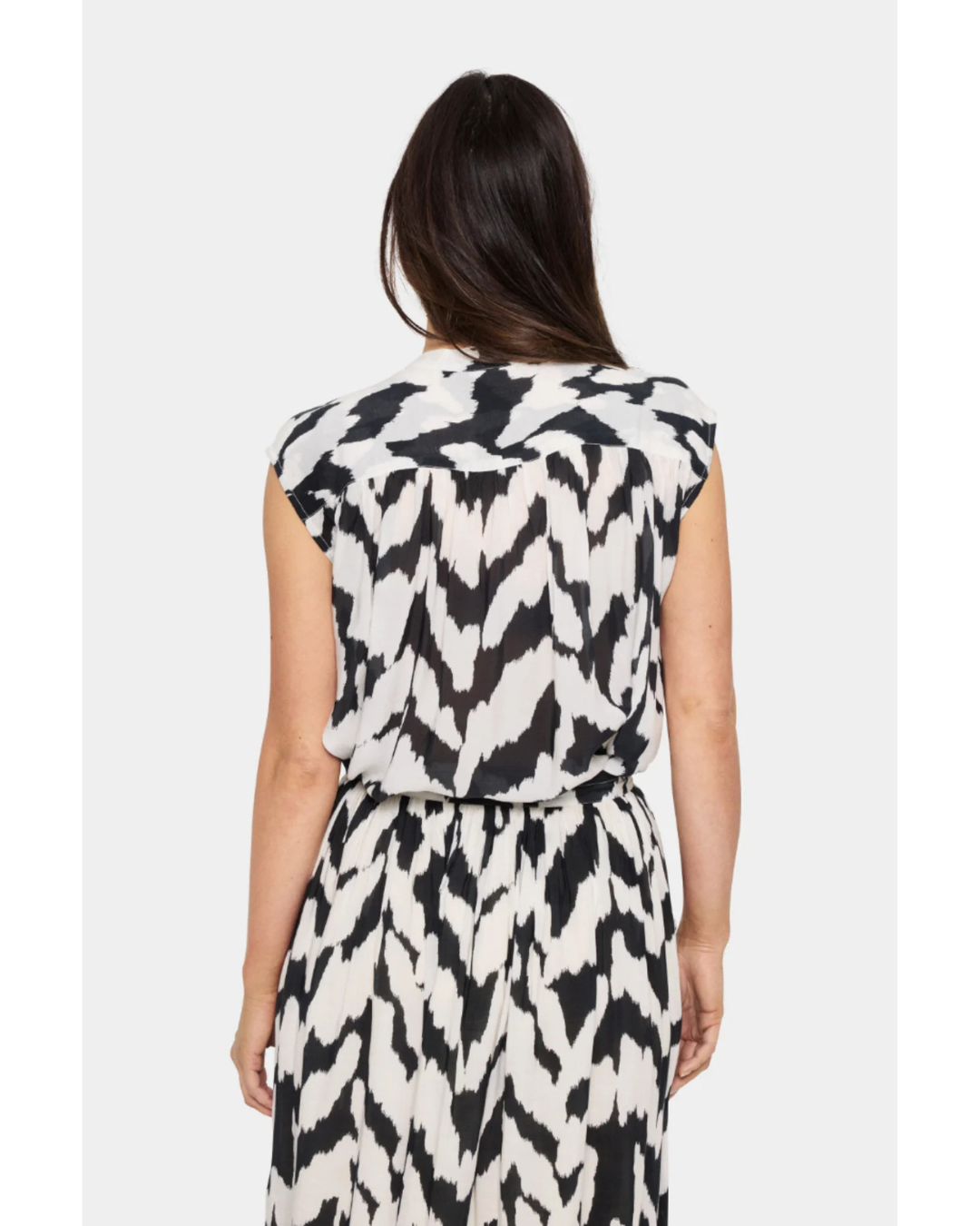 Kelsie Shirt (Black Monochrom)