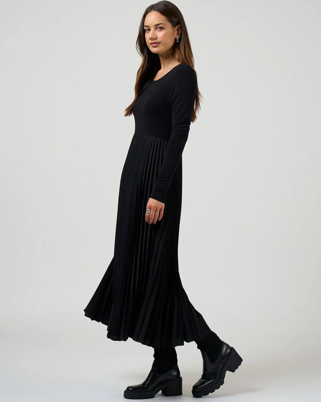 Nova Dress (Black)