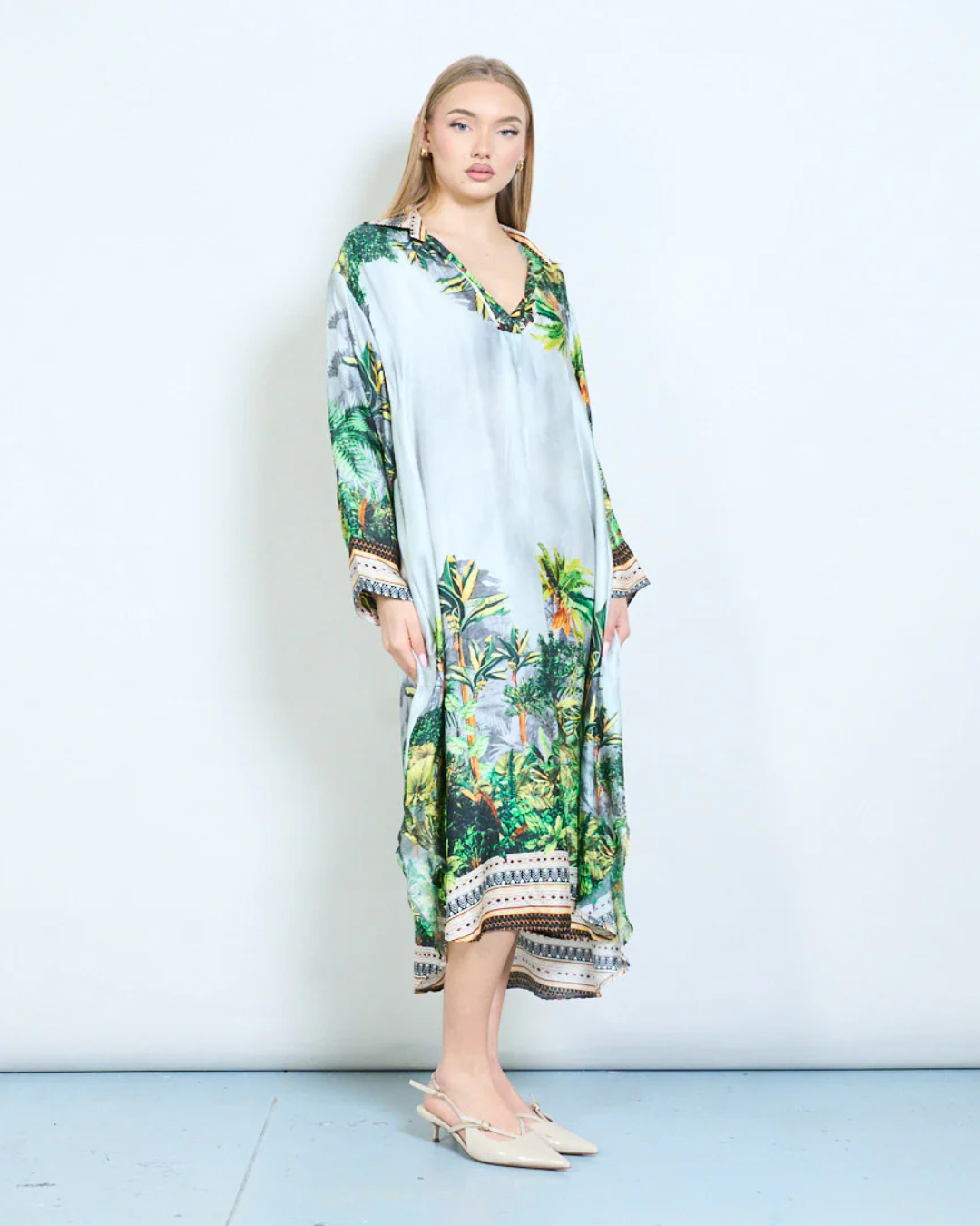Italian Floral Tropical V-Neck Dress (Grey) OS