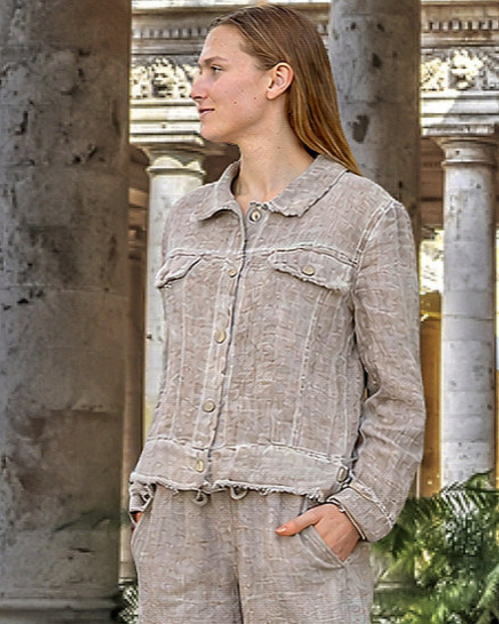 Italian Linen Crop Jacket (Beige) OS