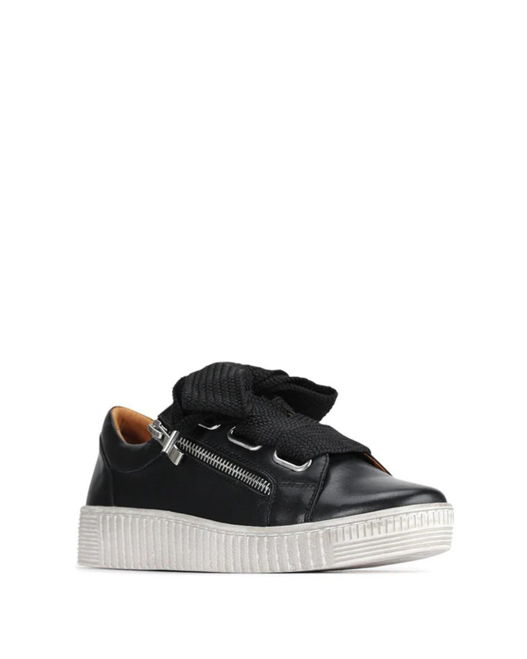 Jovi (Black Leather)