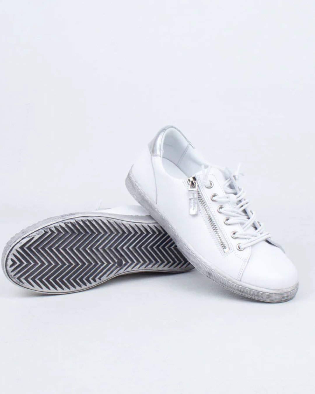 Temi (White)