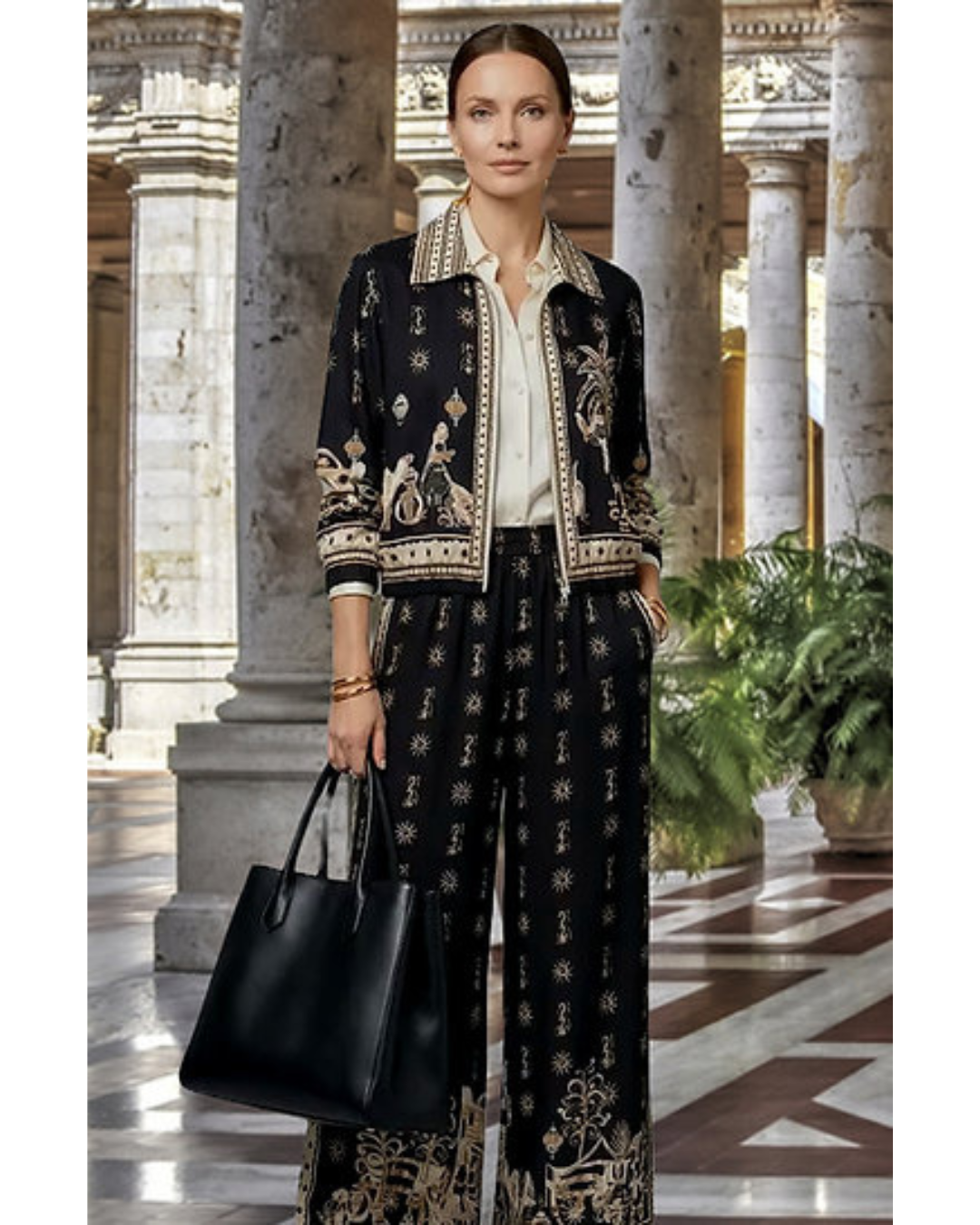 Italian Silk/Viscose baroque Print Zip Jacket (Black Cream) OS