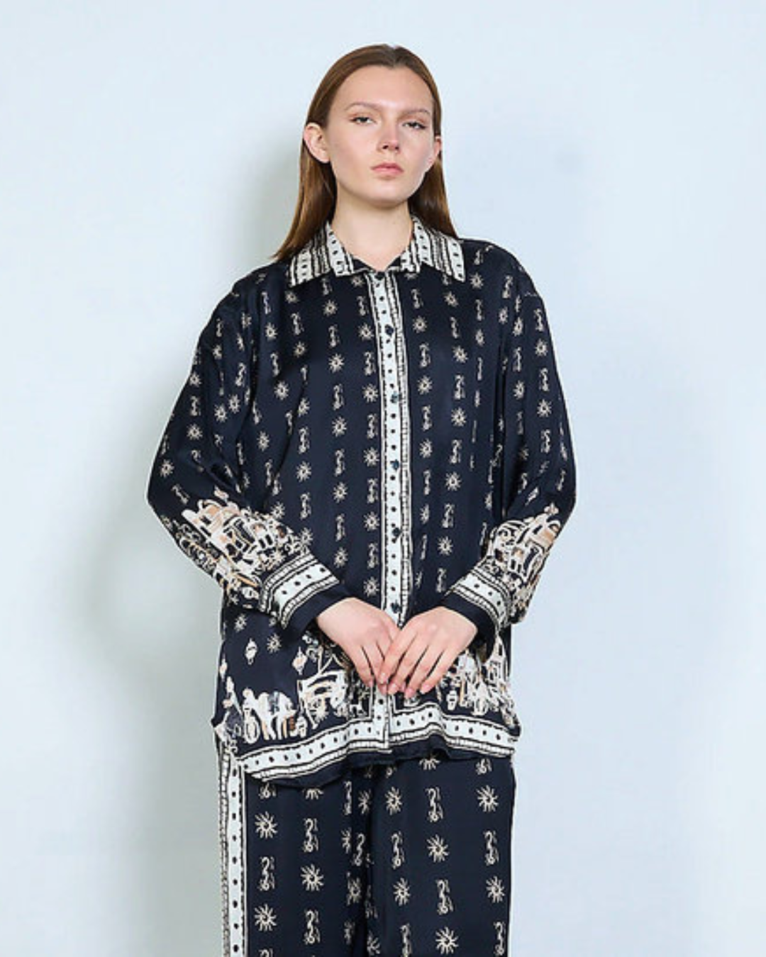 Italian Silk/Viscose Baroque Print Button Collar Shirt (Black Cream)