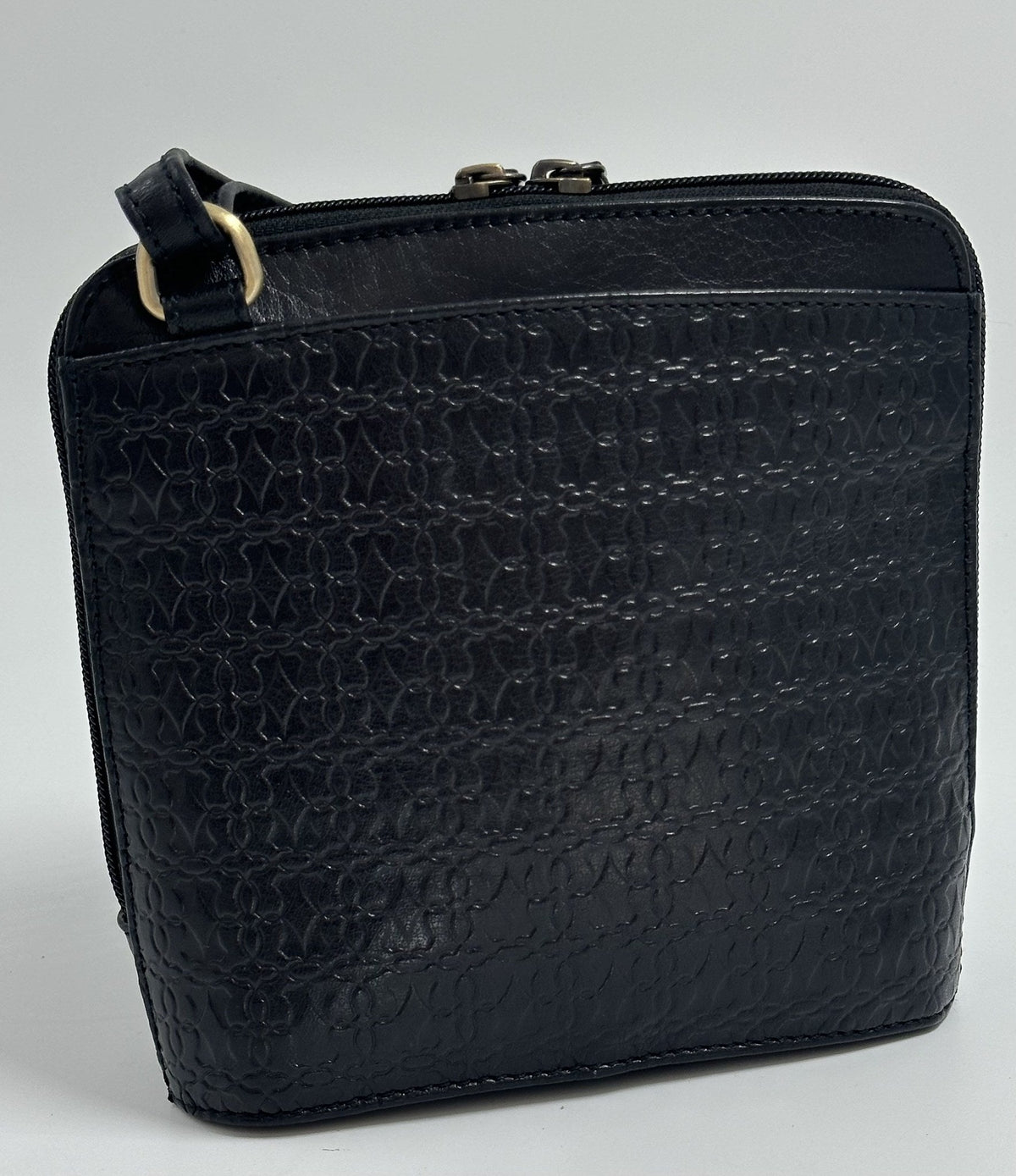 Baron Dana Small Bucket Bag in Black leather