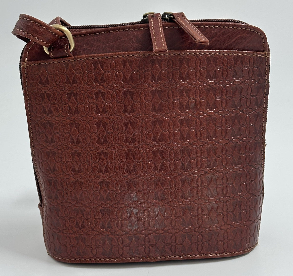 Baron Dana Small Bucket Bag in Cognac leather, front