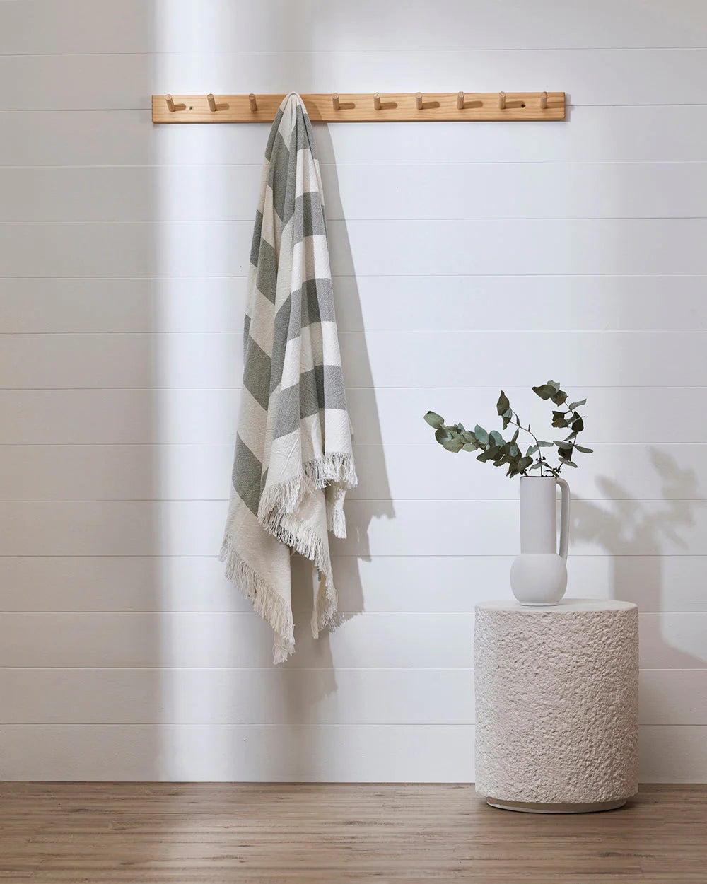 Cheltenham Throw 130 x 170cm (Sage)