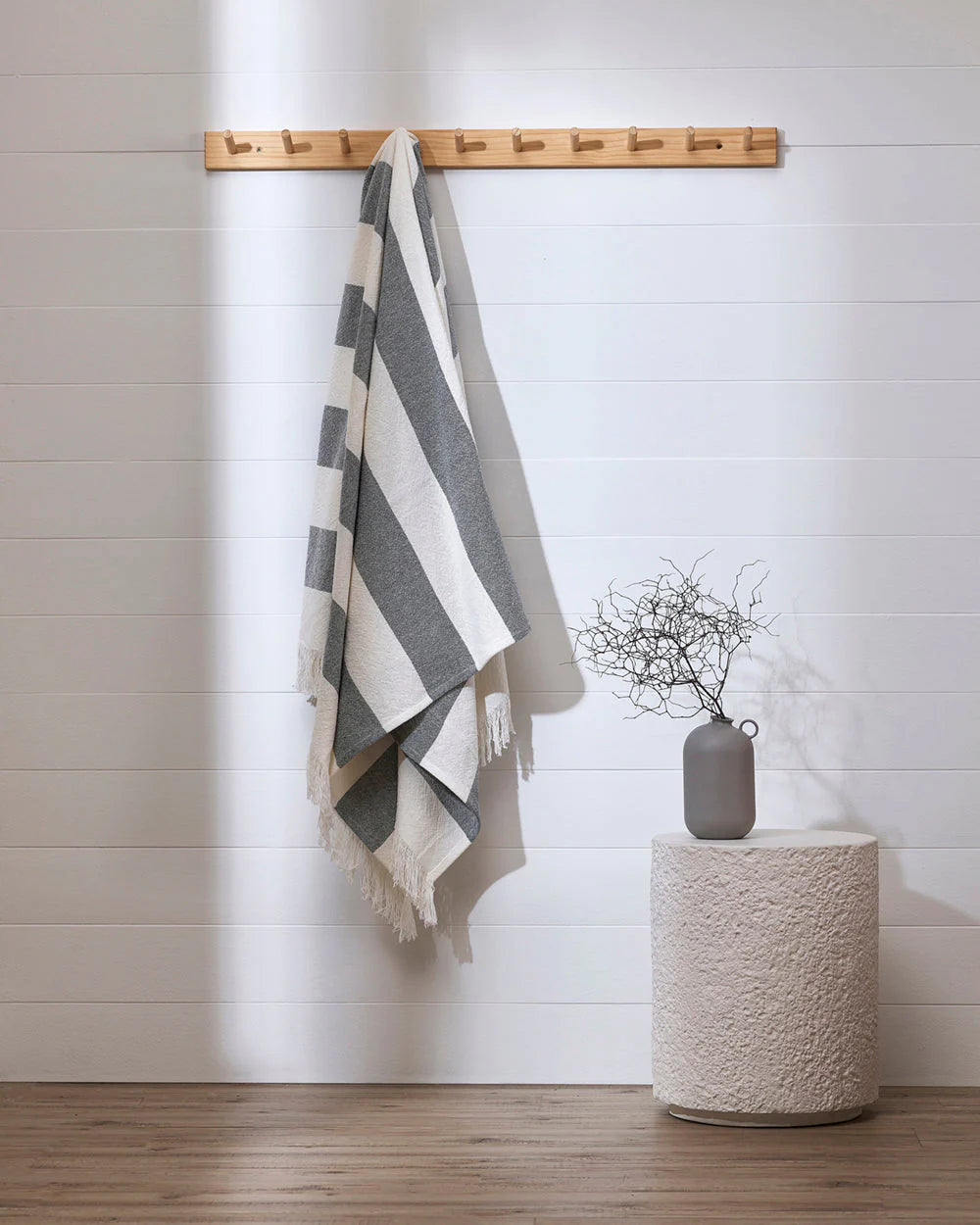 Cheltenham Throw 130 x 170cm (Storm Blue)