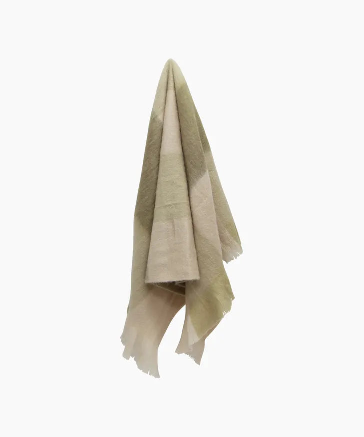 Florentine Throw (Sage Green)