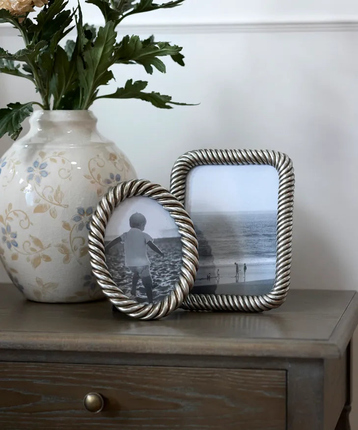 Rope Oval Photo Frame 4x6"