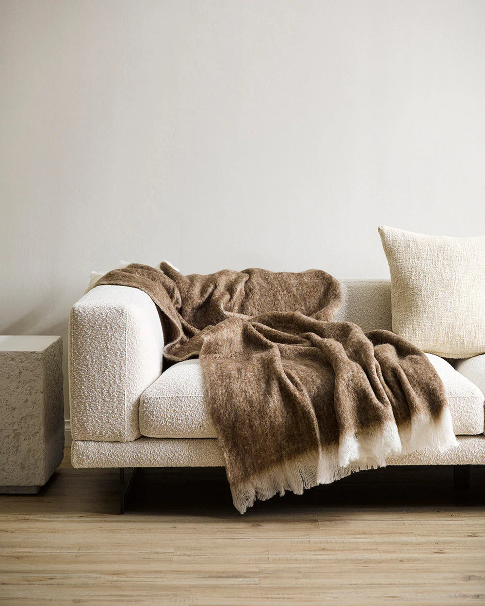 Sorrento (Acrylic/Wool Blend) Throw - Cocoa 125x150cm