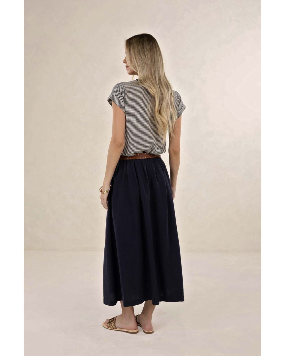 Humidity Sola Skirt in navy
