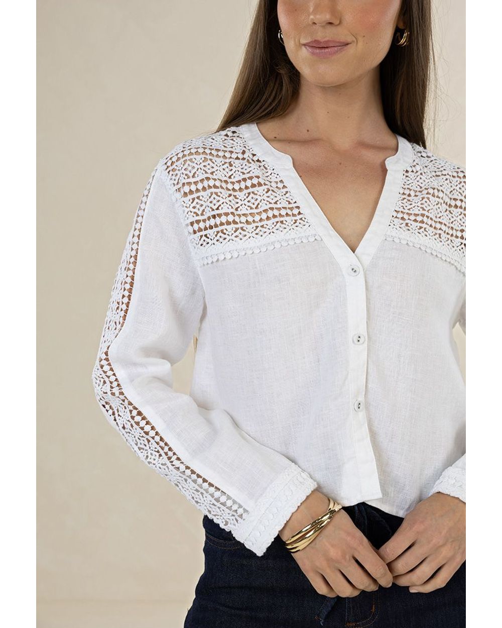 Humidity Delphie Shirt in white linen with lace detail