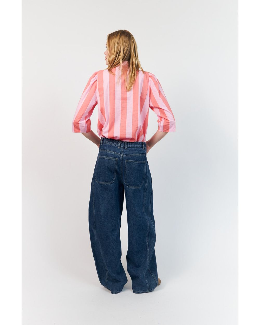 Lolly's Laundry Bono Shirt in wide stripe Light Pink, detail