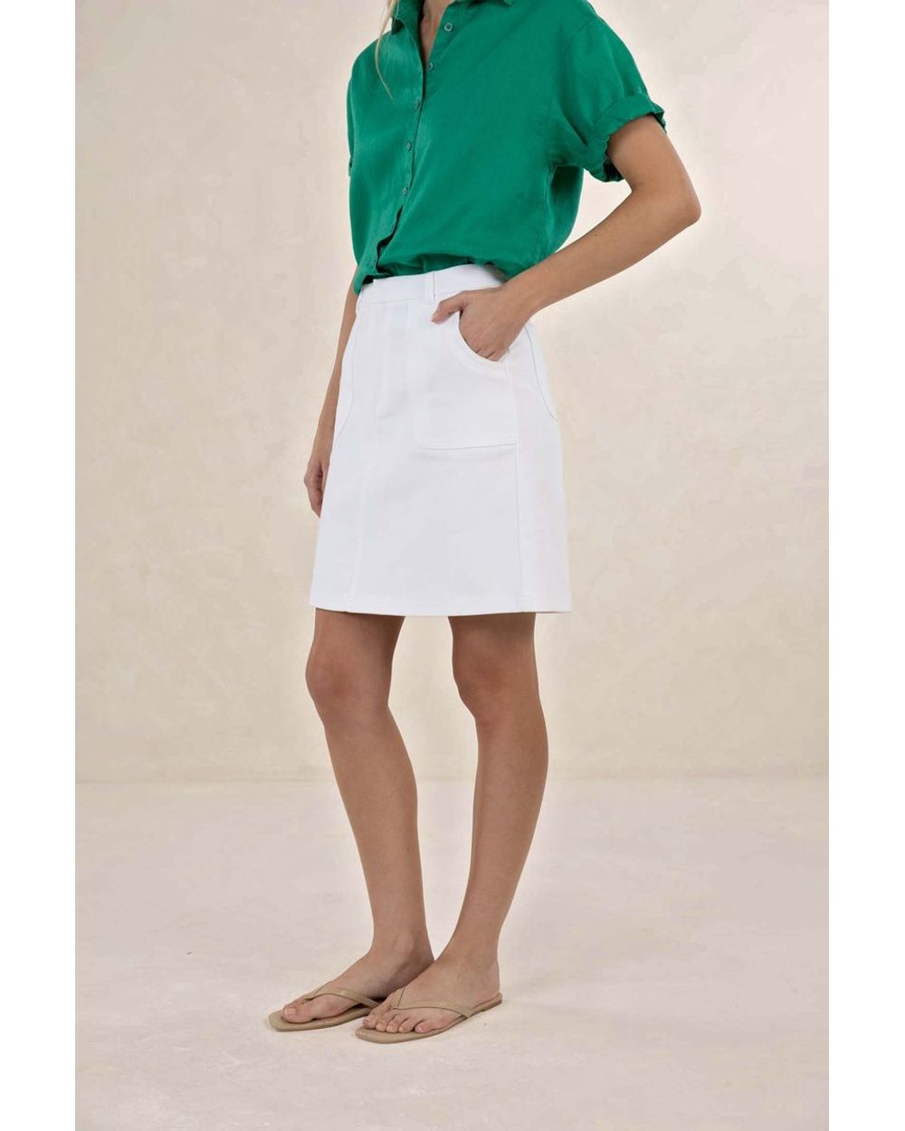 Humidity Freestyle Skirt in White
