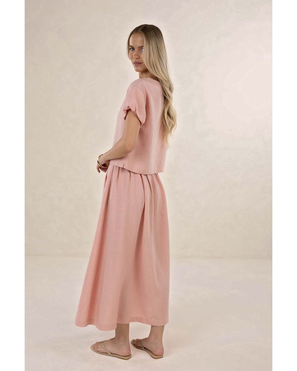 Humidity Sola Skirt in musk