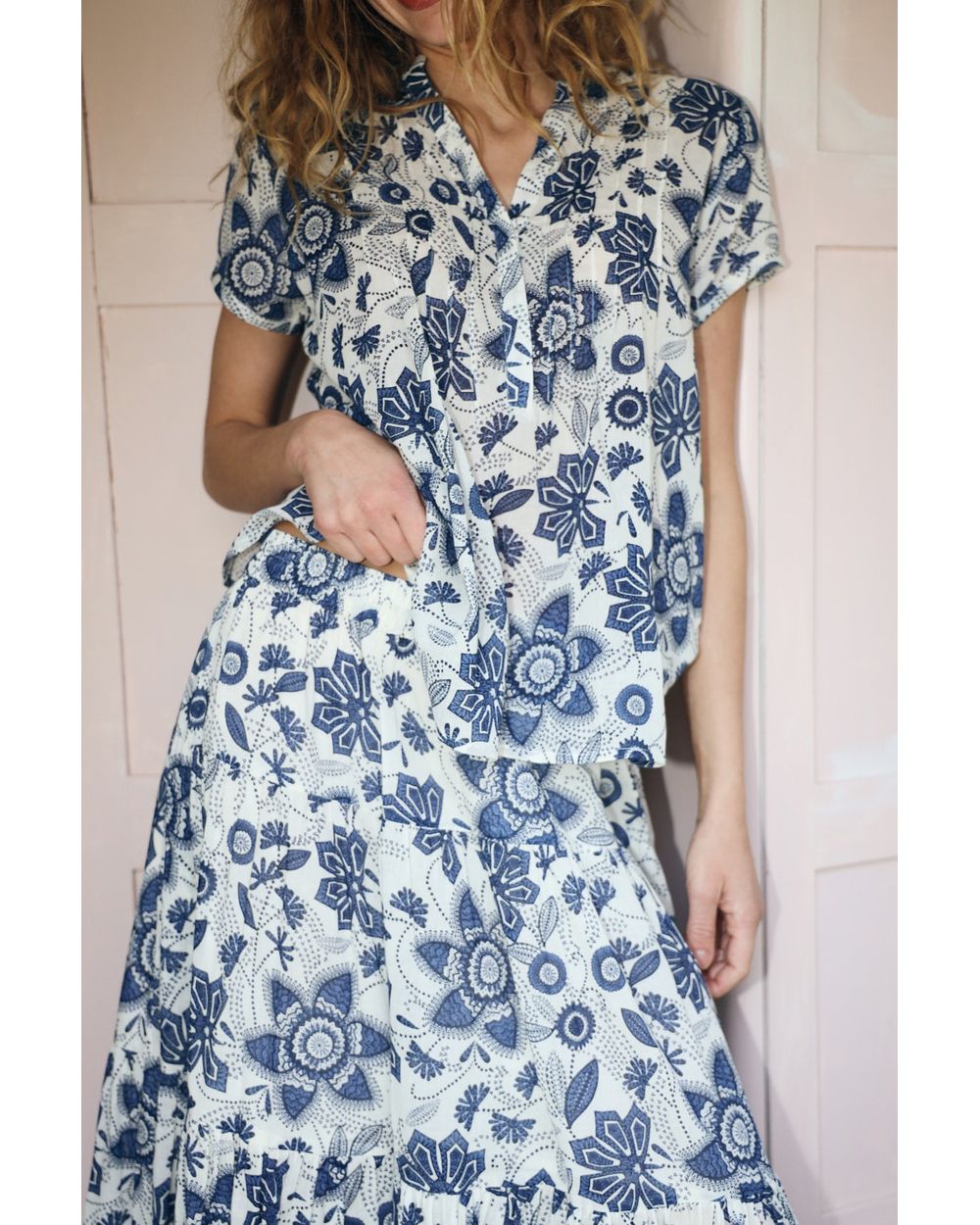 Lolly's Laundry Heather Top in Blue floral