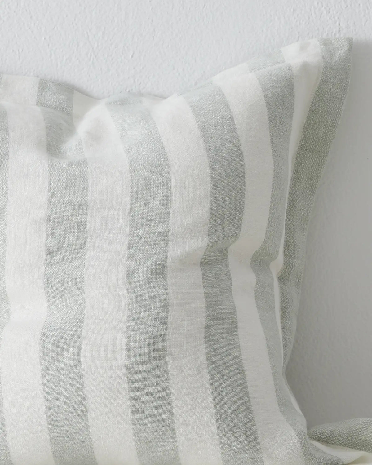 Vito Cushion Cover (Laurel)