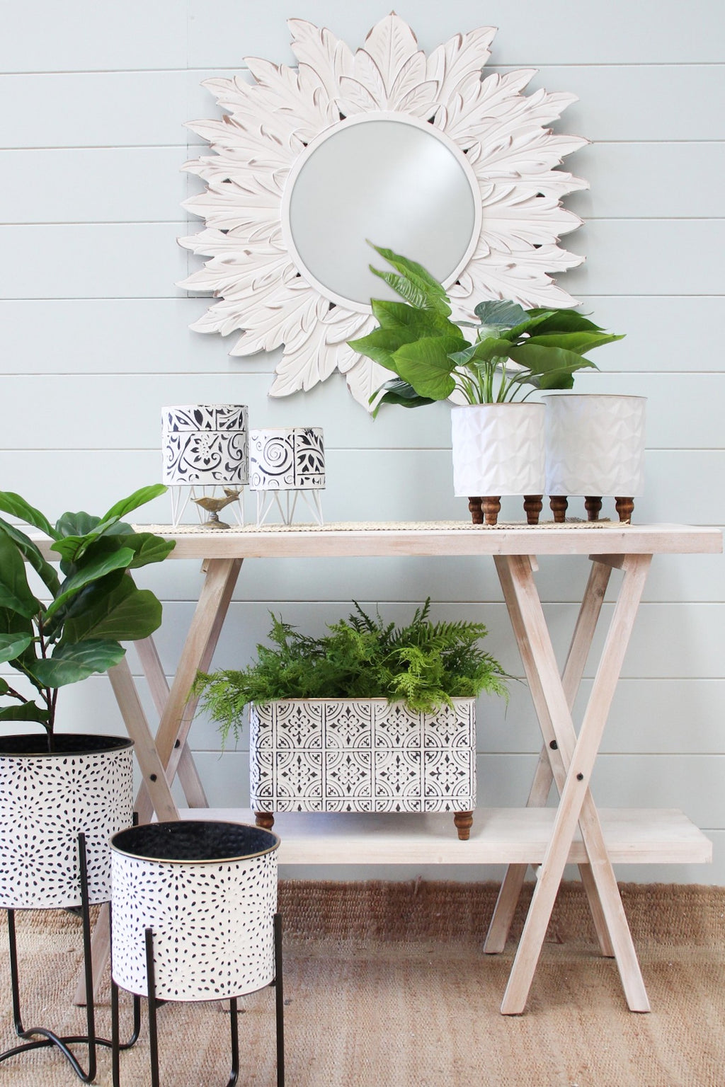 Mirror Leaf Design